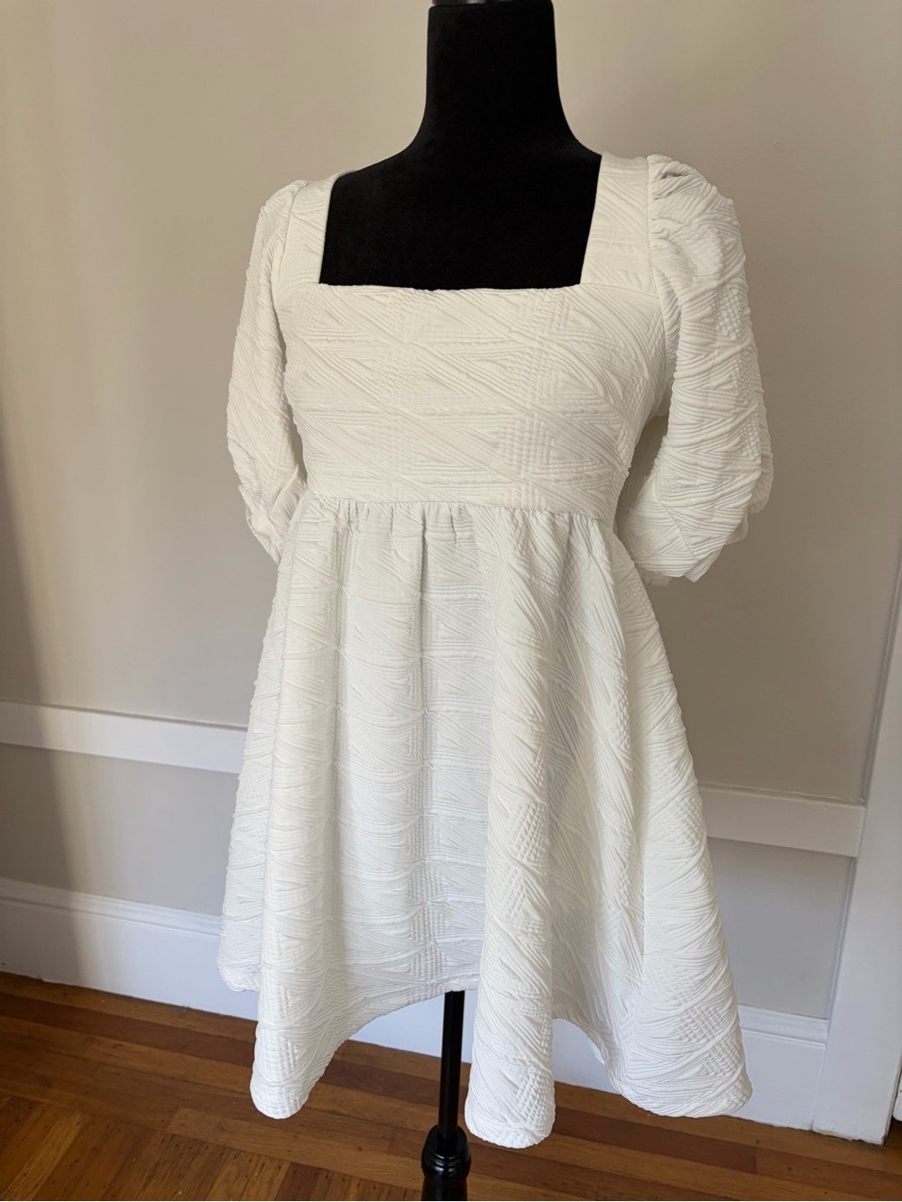 EUC Free People Violet Square-Neck Textured White Mini Bride Bridal Dress Sz S